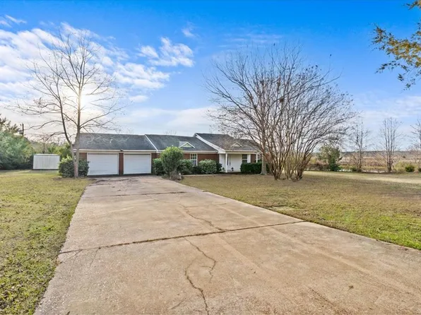 613 Collins Rd, Dothan, AL 36305