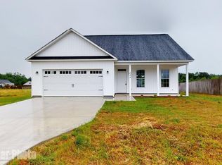 313 Starky Drive, Richlands, NC 28574