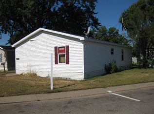 1041 North Cir NE, Fridley, MN 55432