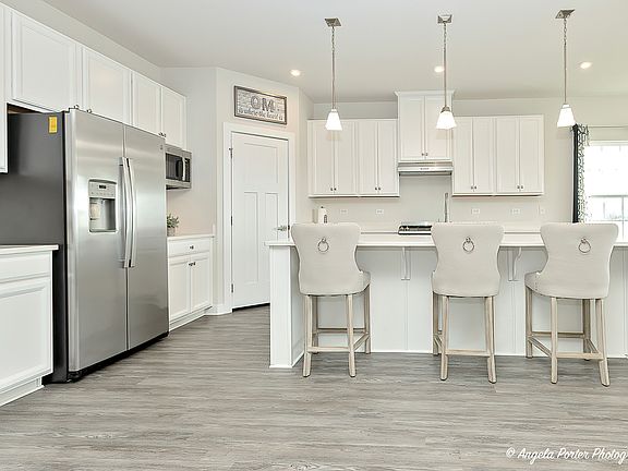 3rd image of 1789 Tall Oaks Dr