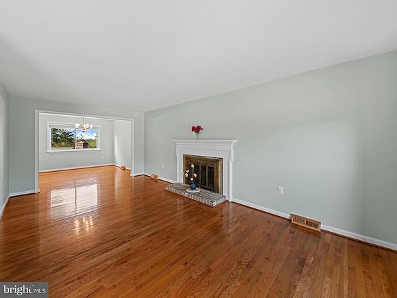 5th image of 4783 Kandel Ct