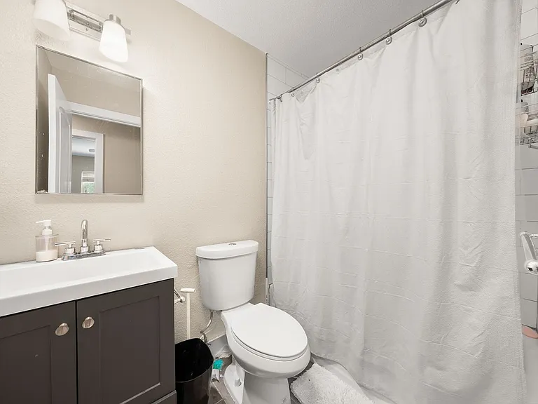 123 Lido Cir — Photo 15