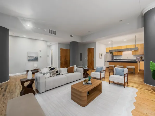 106 N High St APT 302, Columbus, OH 43215