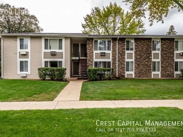 1200 Light Rd APT 106, Oswego, IL 60543