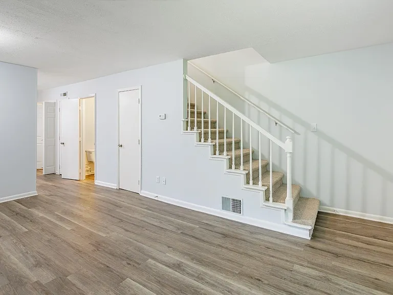 1311 Blair St — Photo 16