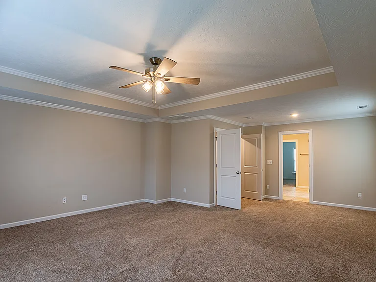 453 Arrowwood Dr — Photo 17
