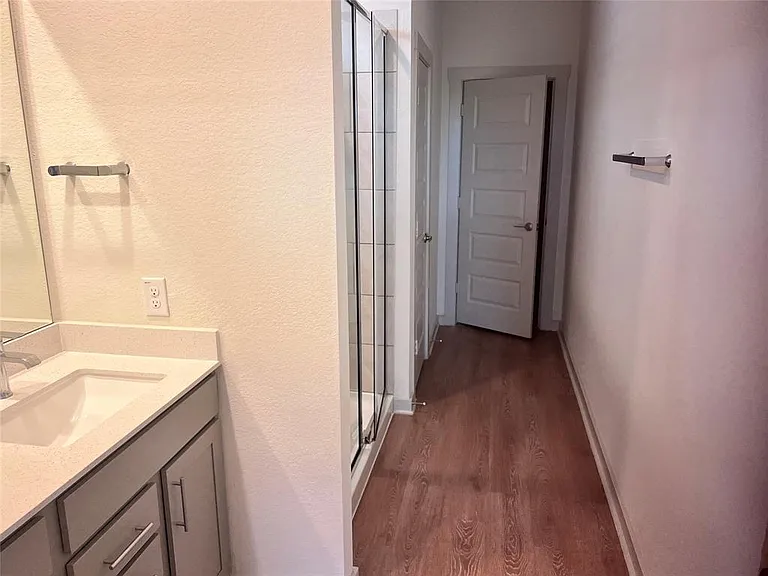 112 New Hampton Way — Photo 15