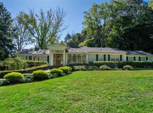 5 Crane Rd, Huntington, NY 11743