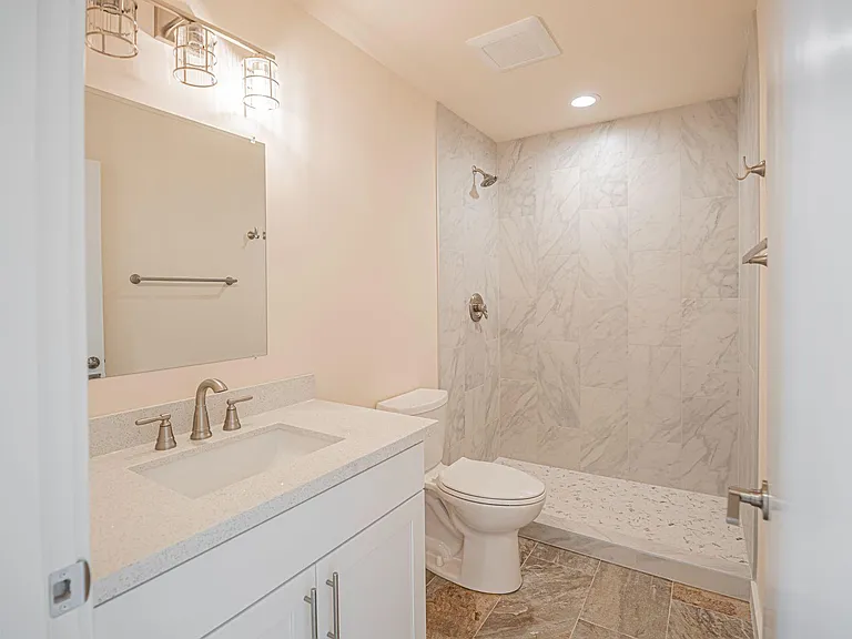 4253 S Spencer St — Photo 11