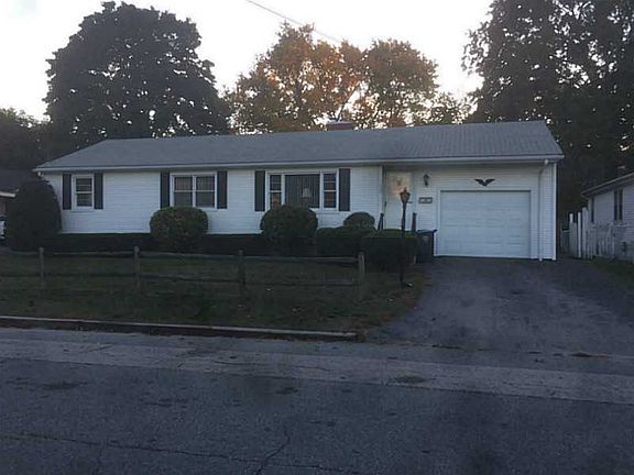2nd image of 50 Beachmont Ave