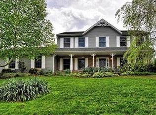 6355 Red Fox Ct, Coopersburg, PA 18036