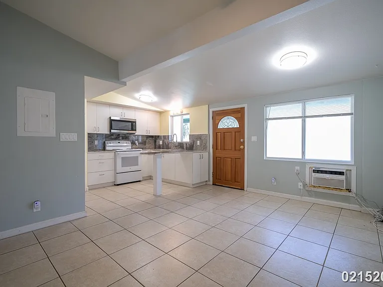 68-058 Akule St #B — Photo 8