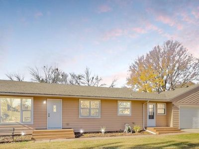109 S 1st Ave, Brandon, SD, 57005