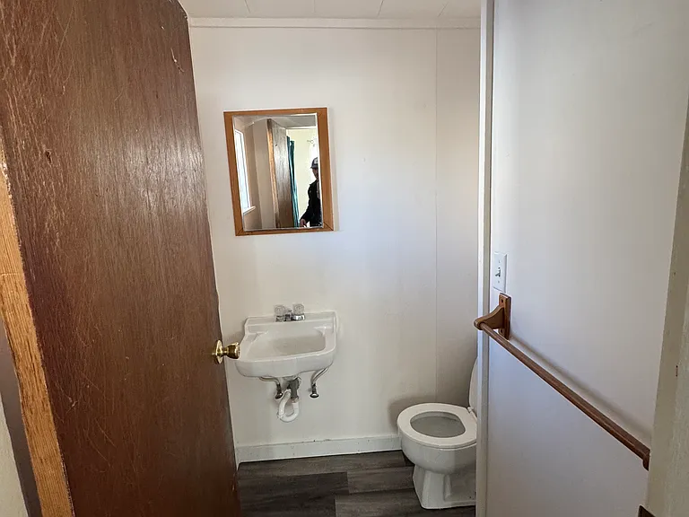 614 Fahey St — Photo 3