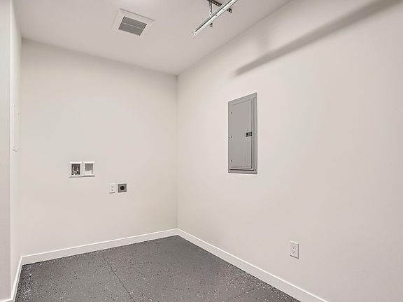 3rd image of 7723 45th Ave NE #B