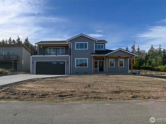 2nd image of 2427 Cambridge Court