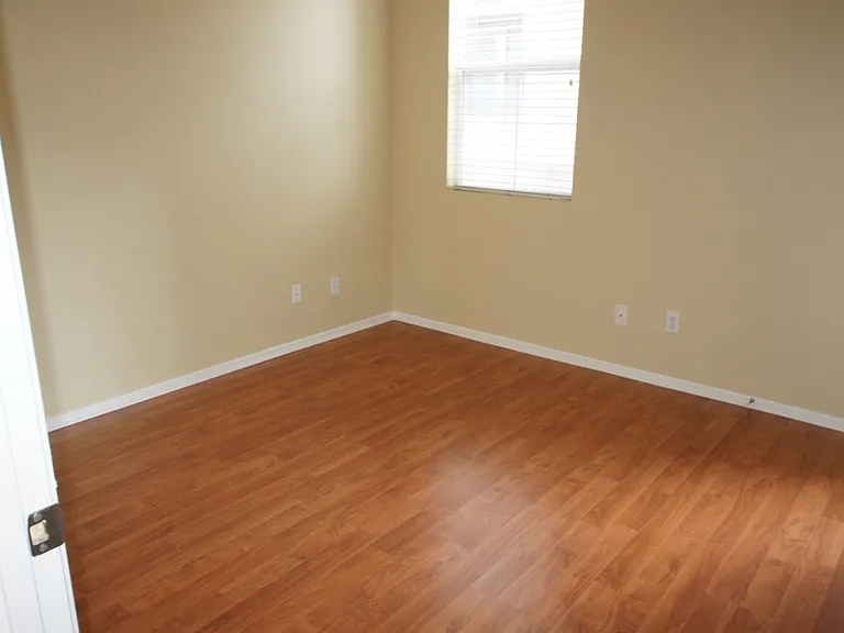 1338 Nicolette Ave #1022 — Photo 10