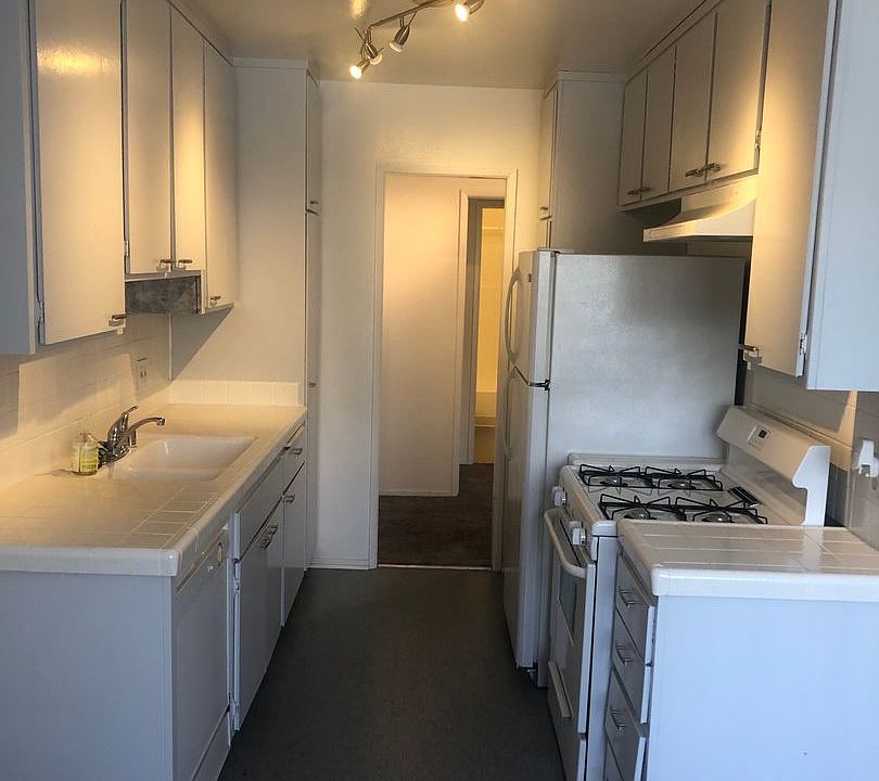 1st image of 1917 Canal St APT 8