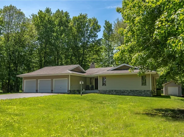 7965 Hillside Ct, Rome, NY 13440