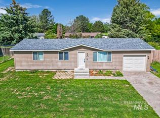 639 Calico St, Hansen, ID 83334