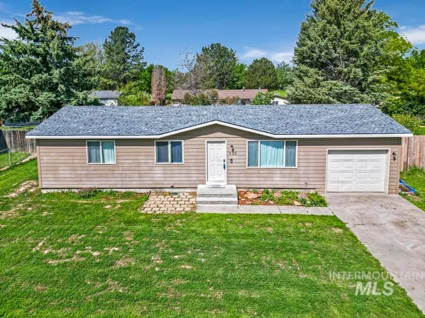 639 Calico St, Hansen, ID 83334