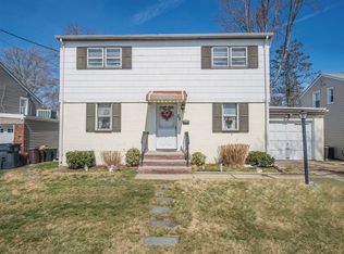 69 New Jersey Ave, Bergenfield, NJ 07621
