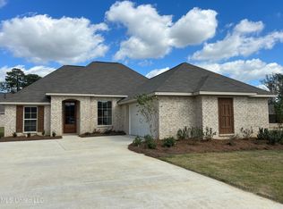 812 Silver Pointe, Pearl, MS 39208