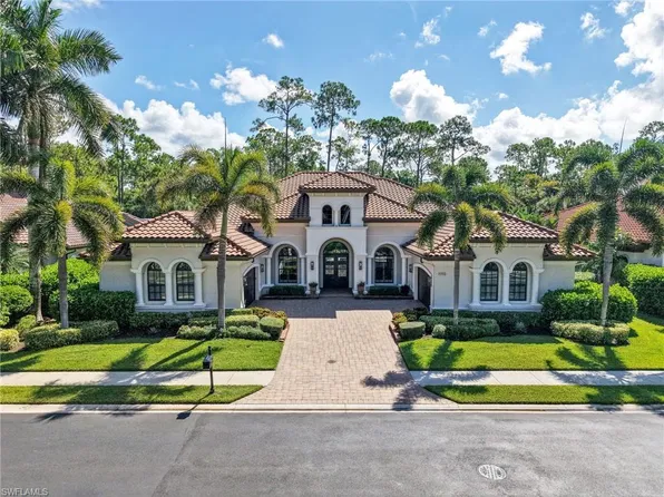 7772 CLASSICS DR, NAPLES, FL 34113