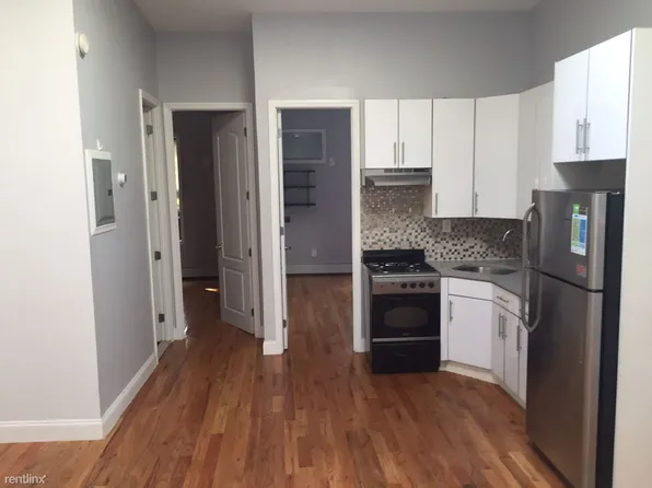 118 Schaefer St, Brooklyn, NY 11207