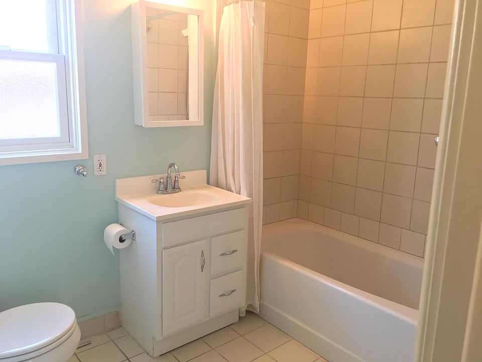 2nd image of 165 Lansdale Ave