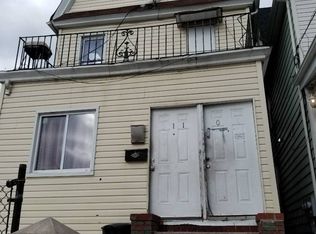 11101 34th Ave, Corona, NY 11368