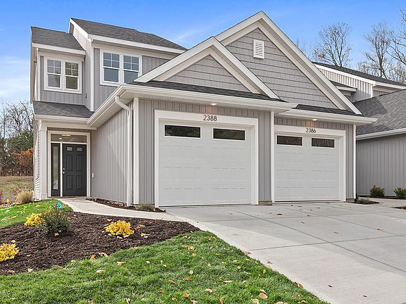 2nd image of 2384 Watertown Way NE