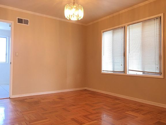 5th image of 273 Westbrook Ave