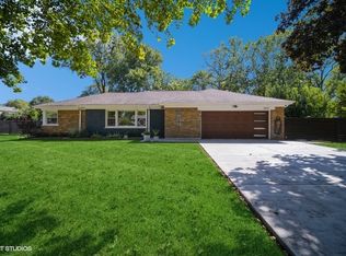 203 W Kenilworth Ave, Prospect Heights, IL 60070