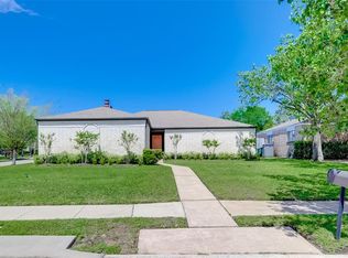 11610 Glen Knoll Ct, Houston, TX 77077