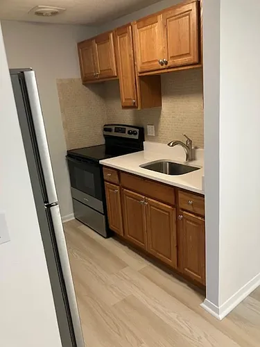 346 Lincoln St Photo 1