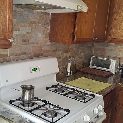 4th image of 1653 Foxglove Dr