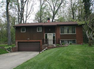 171 Laurie Ln, Northfield, OH 44067