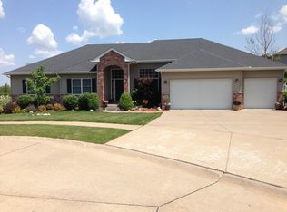 308 W 6th Avenue Ct, Coal Valley, IL 61240