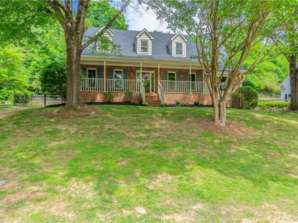 3557 Summerfield Ln, Winston Salem, NC 27106