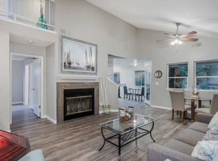 10058 N Grouse Run, Fresno, CA 93730