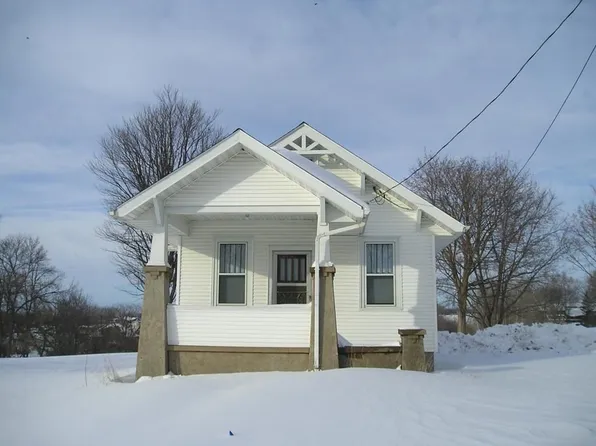 961 Liberty Ave, Dubuque, IA 52001