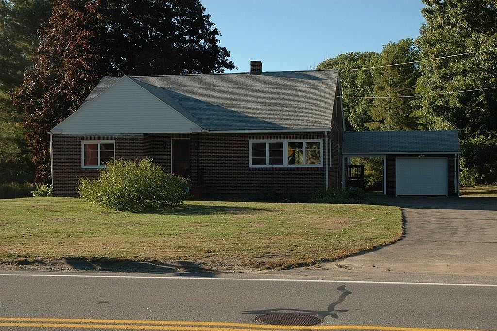 336 Howe St, Methuen, MA 01844 Zillow