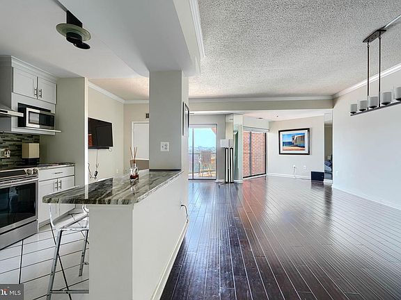 2nd image of 2515 Boston St Unit 706