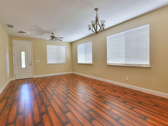 2nd image of 5611 La Casa Way