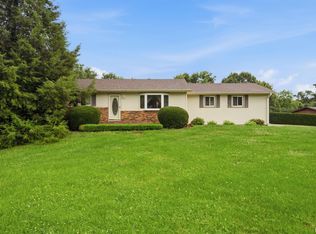 6306 S Cheyenne Dr, Peoria, IL 61607