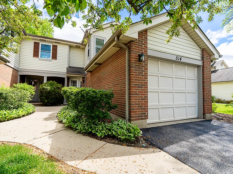 514 E Windgate Ct — Photo 1
