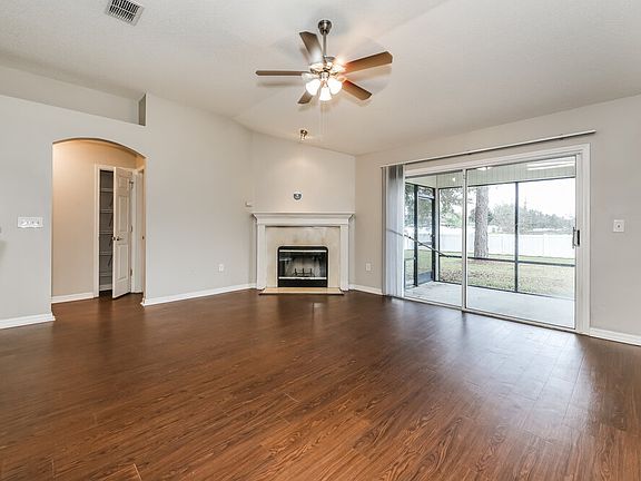 4th image of 2675 Creek Ridge Dr