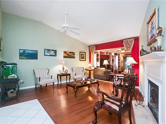 4th image of 732 Palmer Ct