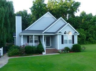 3402 Carriage Farm Rd, Rocky Mount, NC 27804